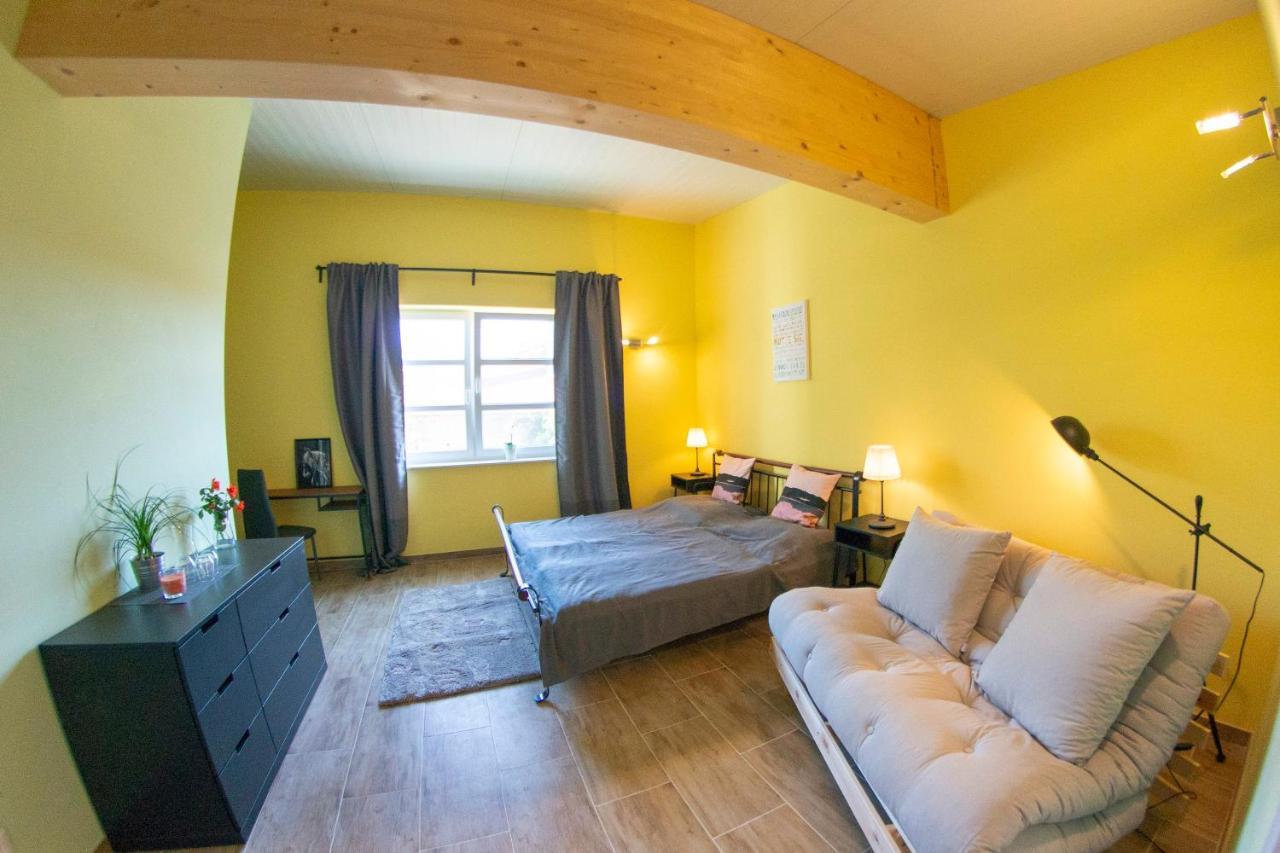 Deutsch Haslau Ranchzimmer Am Hippo-Campus Reit- Und Therapiezentrum المظهر الخارجي الصورة